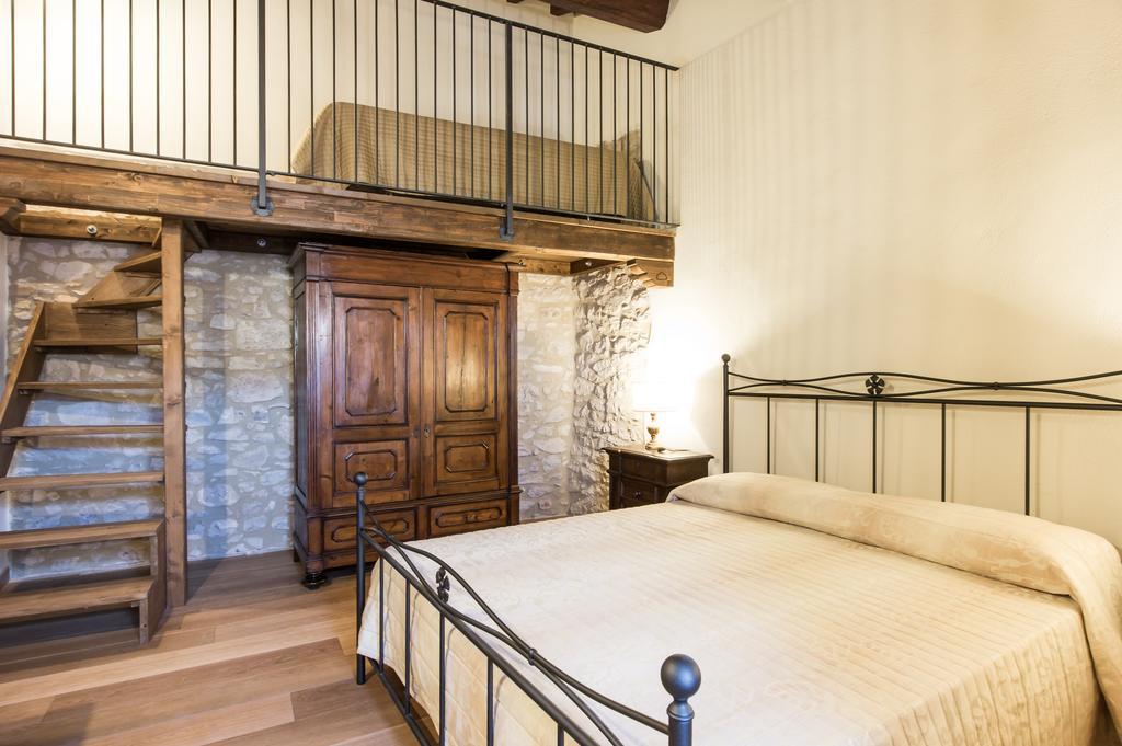 Bed and Breakfast Domus In Castro Montecchio  Zimmer foto